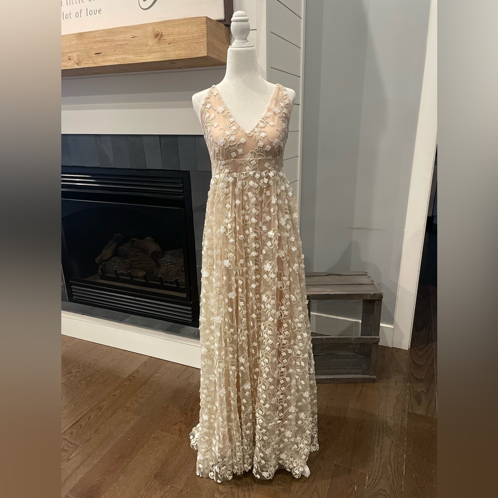 Altar'd State Blush and White Floral Dress